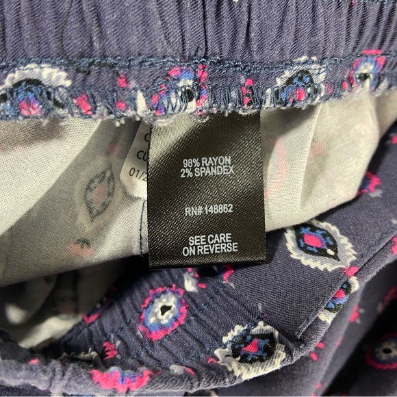 Torrid Geo Print Challis Capri Jogger Pants paisley floral size 0 - Picture 10 of 10